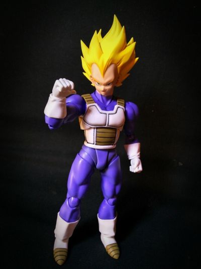 S.H.Figuarts 超级赛亚人贝吉塔