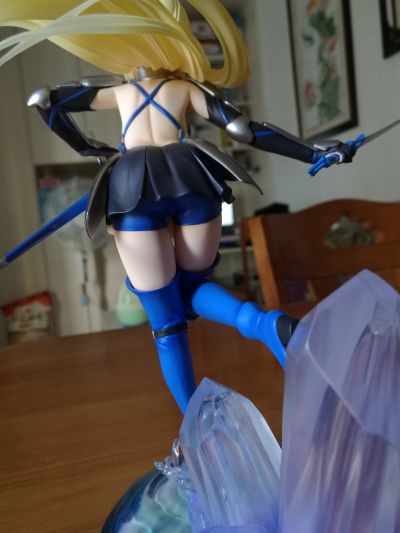 期待在地下城邂逅有错吗 外传 剑姬神圣谭 艾丝·华伦斯坦