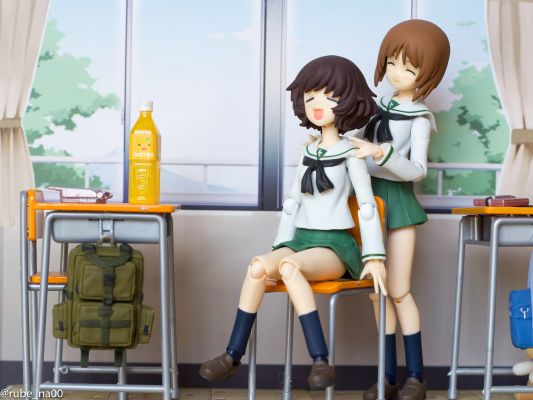 figma #344 少女与战车 剧场版 秋山优花里 制服ver. 