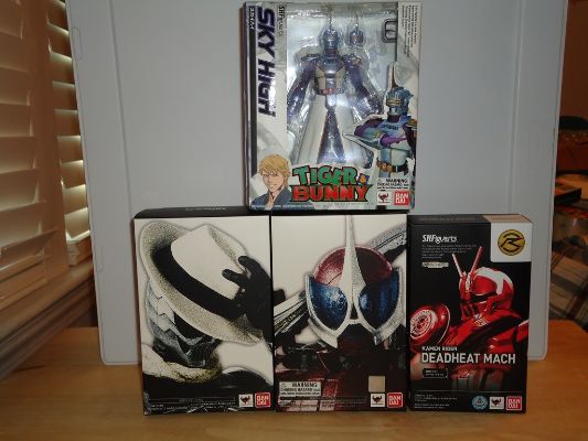 S.H.Figuarts(真骨雕制法)   假面骑士警骑