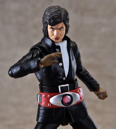 S.H.Figuarts 假面骑士 本乡猛