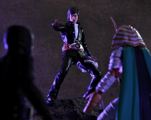 S.H.Figuarts 假面骑士 本乡猛