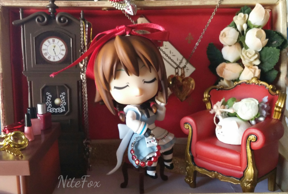 粘土人 #075 赛车良笑和VOCALOID 初音未来 黑色版