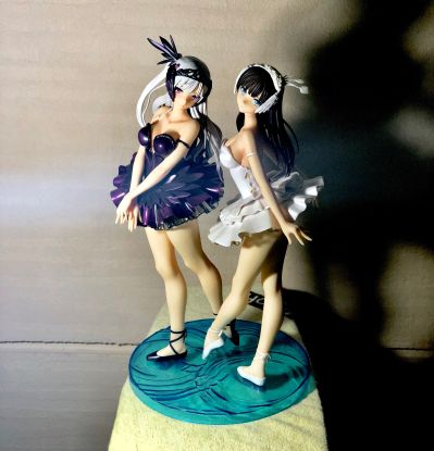 白色的奥黛特 & 黑色的奥黛尔 套装