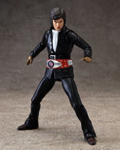 S.H.Figuarts 假面骑士 本乡猛