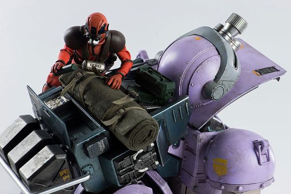 装甲骑兵VOTOMS 眼镜斗犬〈メ露琪亚カラー〉＆パラシュートザック 1/12 可动手办[スリー・ゼロ]【送料无料】《０４月予约》