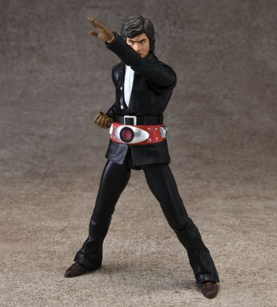 S.H.Figuarts 假面骑士 本乡猛