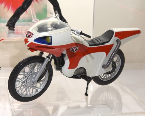 S.H.Figuarts 新旋风号