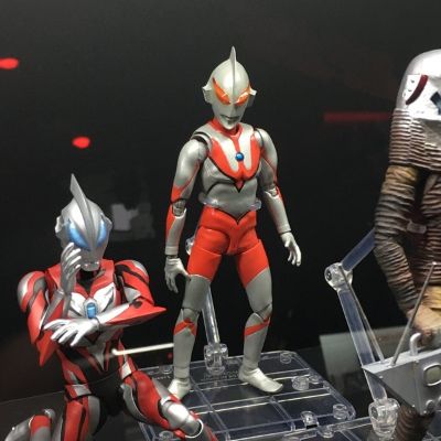 S.H.Figuarts   假奥特曼