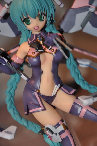 スク水メカナース少女ナナ （メガミマガジンクリエイターズ vol.8 表紙より）