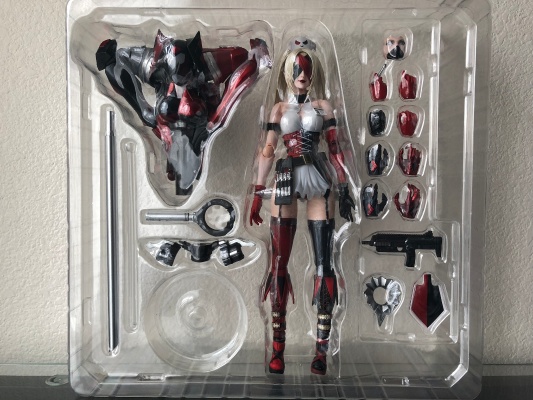 PlayArts改 蝙蝠侠 ハーレイ・クイン 