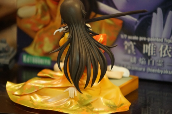 MUV-LUV  Muv-luv Total Eclipse 篁唯依 -绯焰白灵-