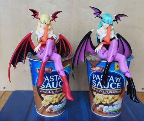 压泡面手办 吸血鬼 莫莉卡・安斯兰特 2P Color 