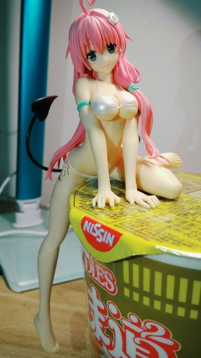 压泡面手办 To LOVE Ru Darkness 菈菈・萨塔琳・戴比路克 Red