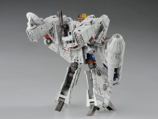 星球大战 / 变形金刚 02 Millennium・ファルコン[takaraTomy]《０６月予约》