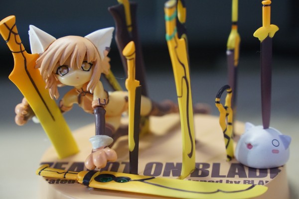 Zealot on Blade Neko Blade 