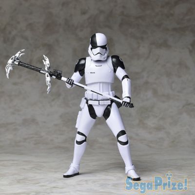 プレミアム1/10比例手办 星球大战: 最后の杰达イ ファースト・オーダー・エクセキューショナー 