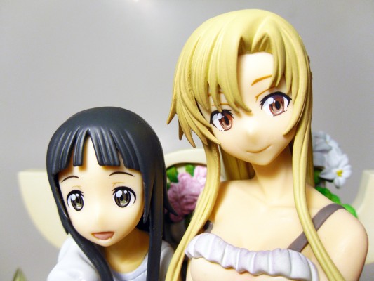 刀剑神域 亚丝娜 与 结衣