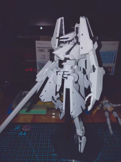 希德尼娅的骑士  一七式卫人 继卫改二