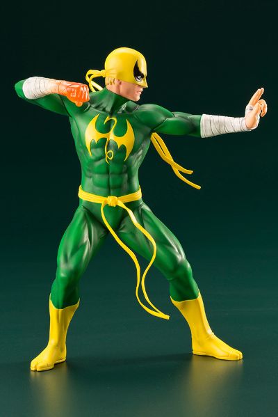 ARTFX+ Defenders Iron Fist 