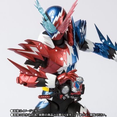 S.H.Figuarts 假面骑士创骑 假面骑士创骑 兔子坦克 汽泡形态