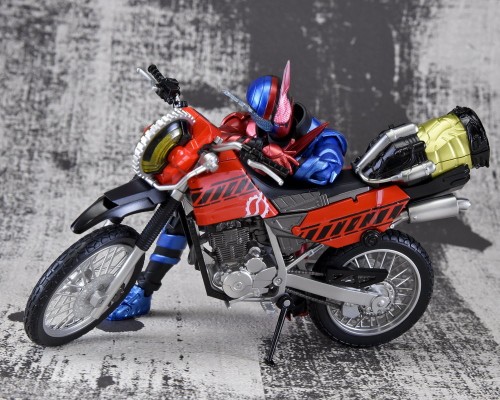 S.H.Figuarts 假面骑士：创骑 创骑机车&零件组合套装