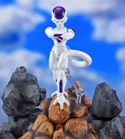 S.H.Figuarts  弗利萨 终极形态-复活