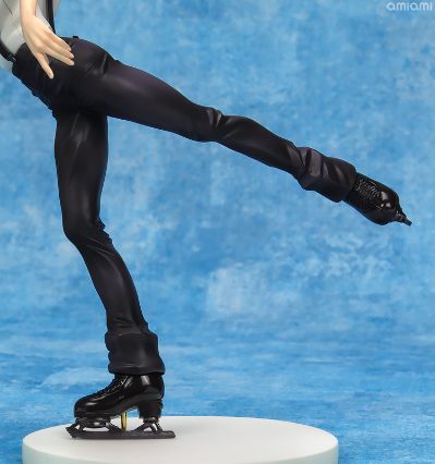 G.E.M. 冰上的尤里 尤里·普利赛提