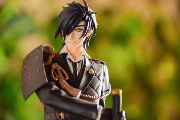 ARTFX J 刀剑乱舞-ONLINE- 烛台切光忠