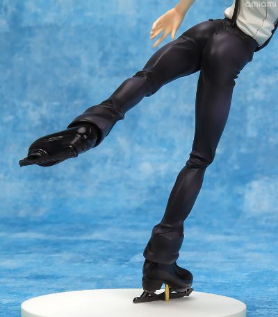 G.E.M. 冰上的尤里 尤里·普利赛提