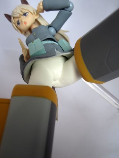 figma 强袭魔女 艾拉・伊尔玛塔・尤蒂莱南