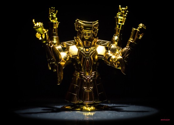 圣斗士圣衣神话  双子座撒加和阿瑞斯教皇