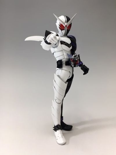 S.H.Figuarts(真骨雕制法)   假面骑双骑 獠牙王牌形态