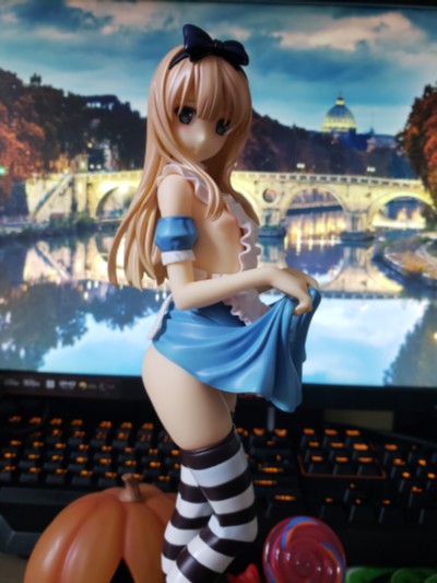 SKYTUBE 奶了3個月的愛麗絲