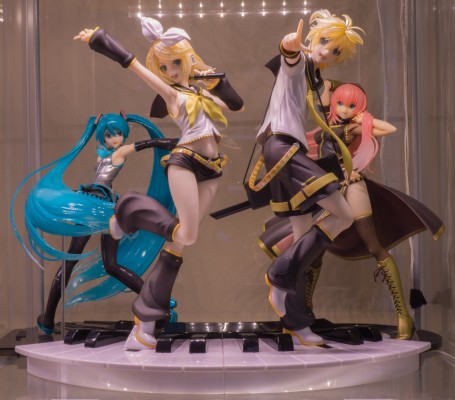 VOCALOID角色系列 01 初音未来 Tony ver.