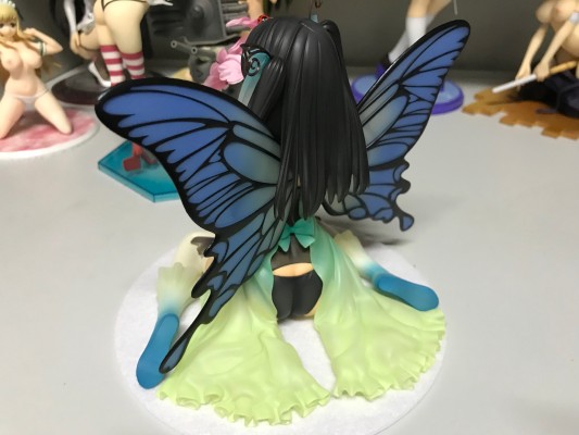 Four・Leaves 蝴蝶妖姬 黛西 (雏菊)