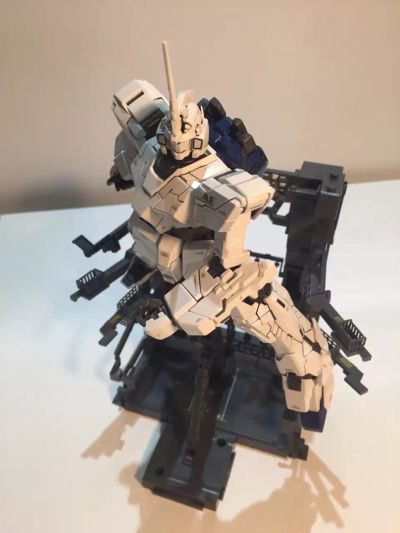 MG 1/100 独角兽高达 HD配色＋MS CAGE