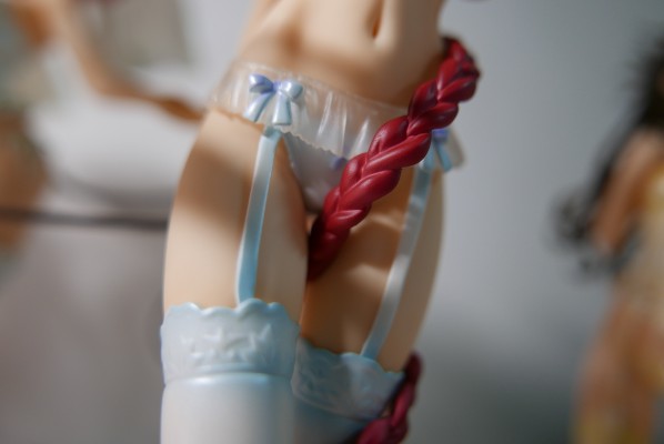 出包王女DARKNESS  梦梦·贝莉雅·戴比路克 内衣婚纱