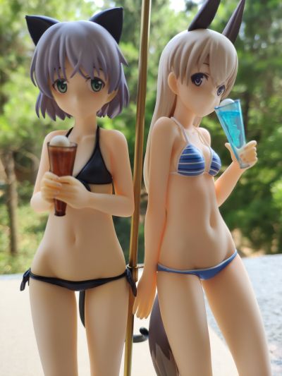 强袭魔女2 桑妮亚＆艾拉 泳装Ver.