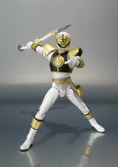 S.H.Figuarts 恐龙战队 Tommy Oliver&獠牙连者 无头盔版