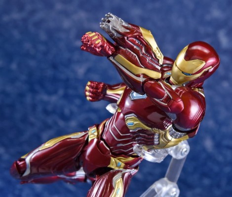 S.H.Figuarts 复仇者联盟：无限战争 钢铁侠 mk50