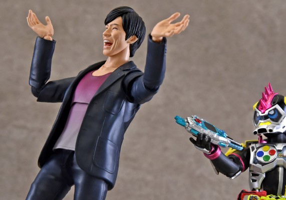 S.H.Figuarts 假面骑士：艾克赛德 假面骑士极速狂飙 摩托玩家 等级0