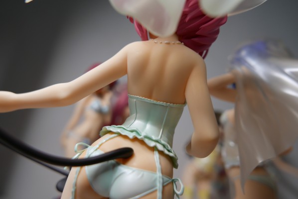 出包王女DARKNESS  梦梦·贝莉雅·戴比路克 内衣婚纱