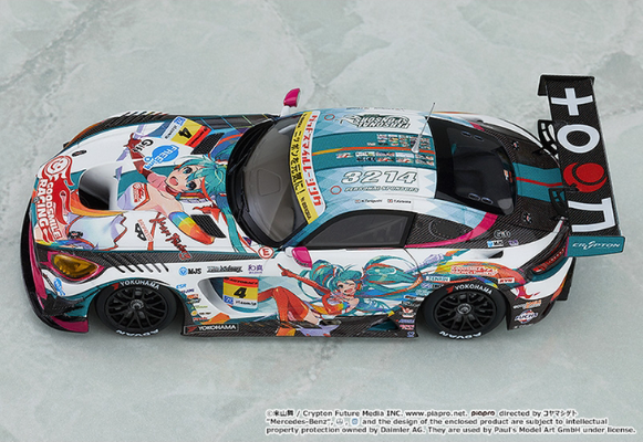 痛车 GOOD SMILE Racing 初音未来 AMG: 2016 Season Opening Ver. 