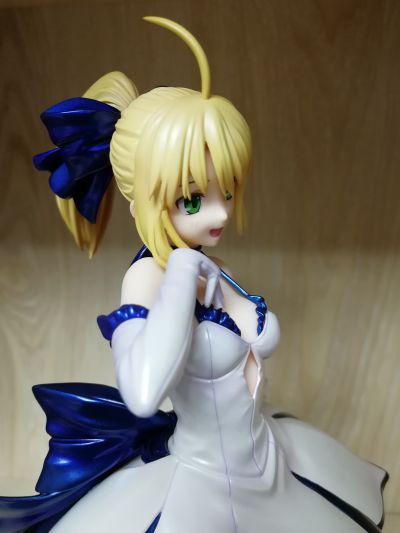 Fate/stay night SABER ドレスコード
