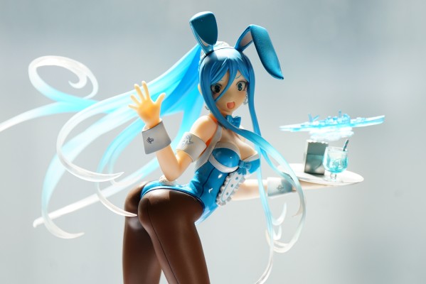 苍蓝钢铁的琶音 高雄 兔女郎style