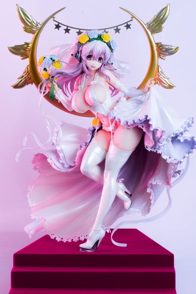 屁骚端奶 骚妮子