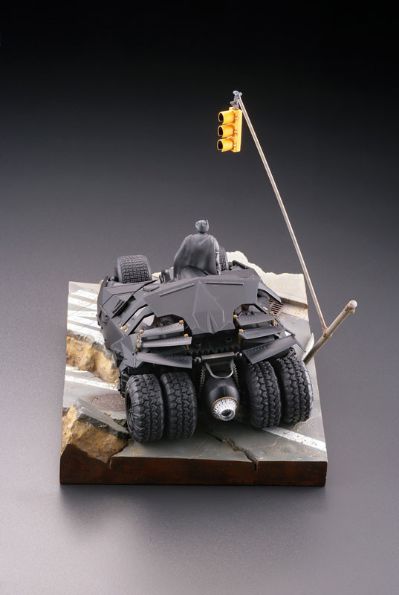 REVOLTECH ダークナイト ライジング 蝙蝠侠 