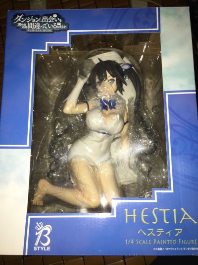 B-style 期待在地下城邂逅有错吗 赫斯缇雅