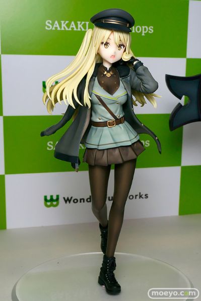 「BAND of SISTERS」封面少女